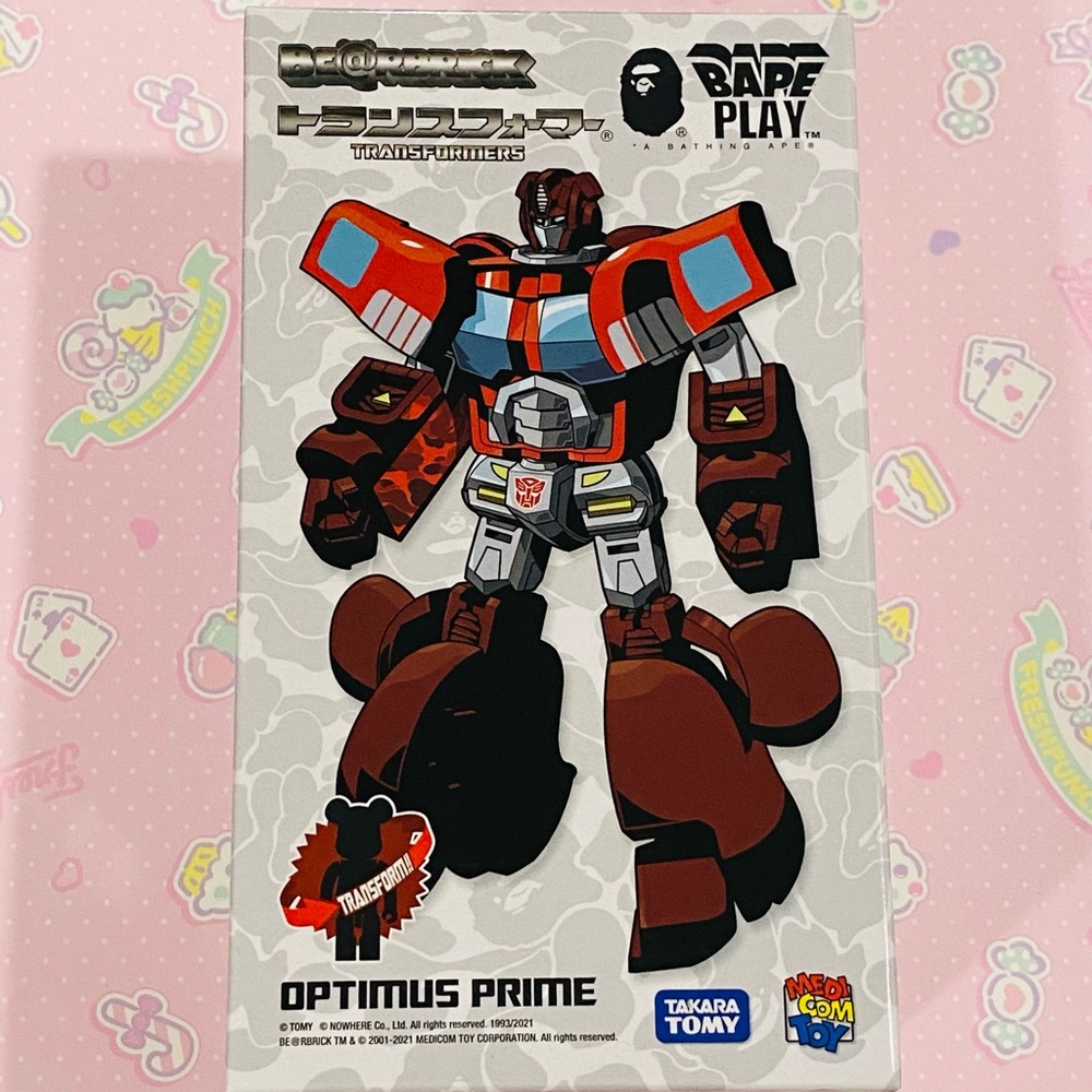 New✨BearBrick x Bape x Transformers Optimus Prime!